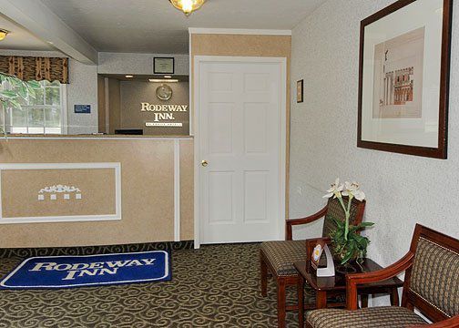 Rodeway Inn Coldwater Interior foto